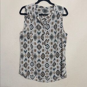 Dalia Sleeveless Printed V-Neck Camisole in White, Taupe, and Muted Blue